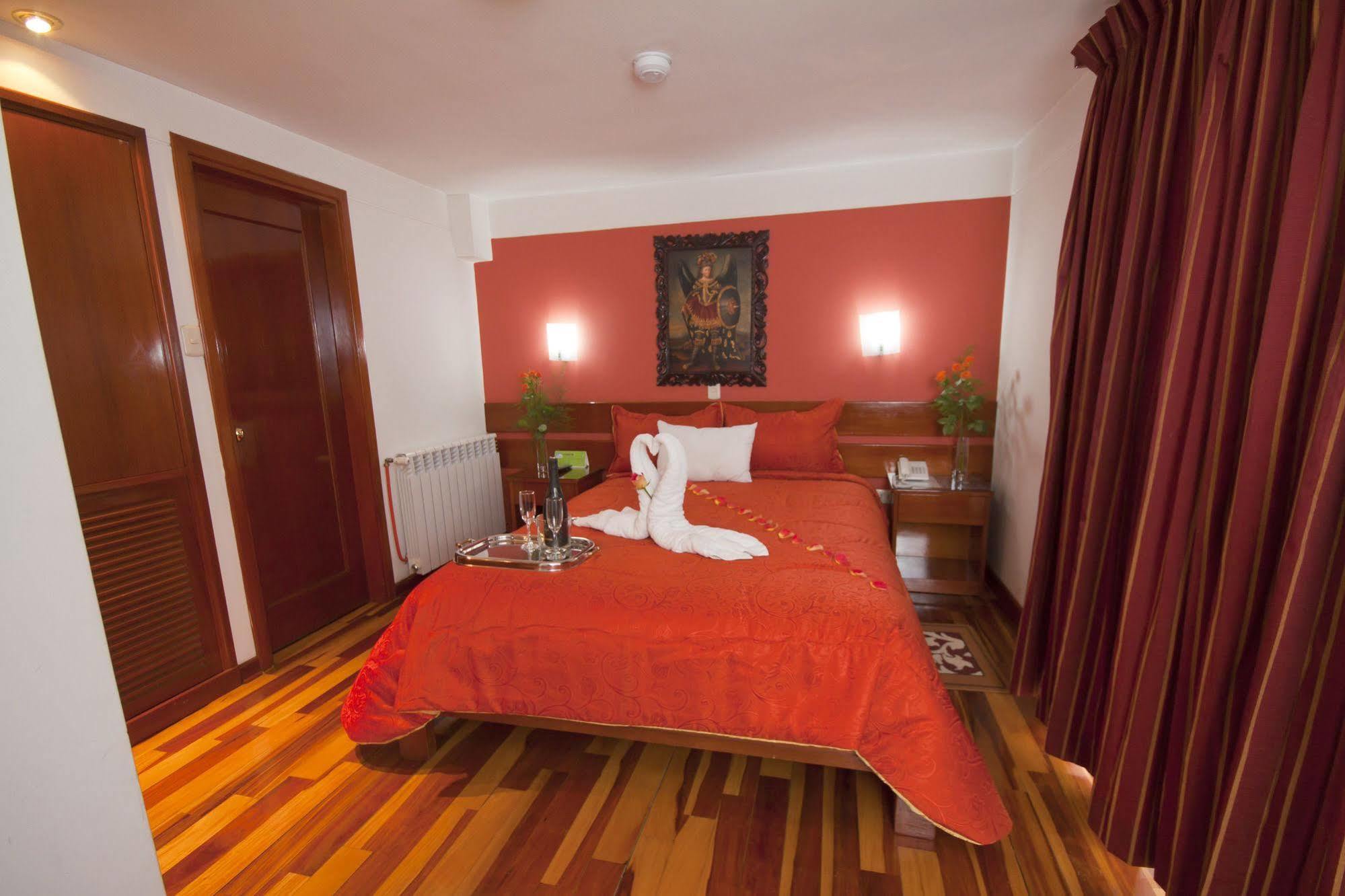 Kenamari Hotel Куско Екстериор снимка