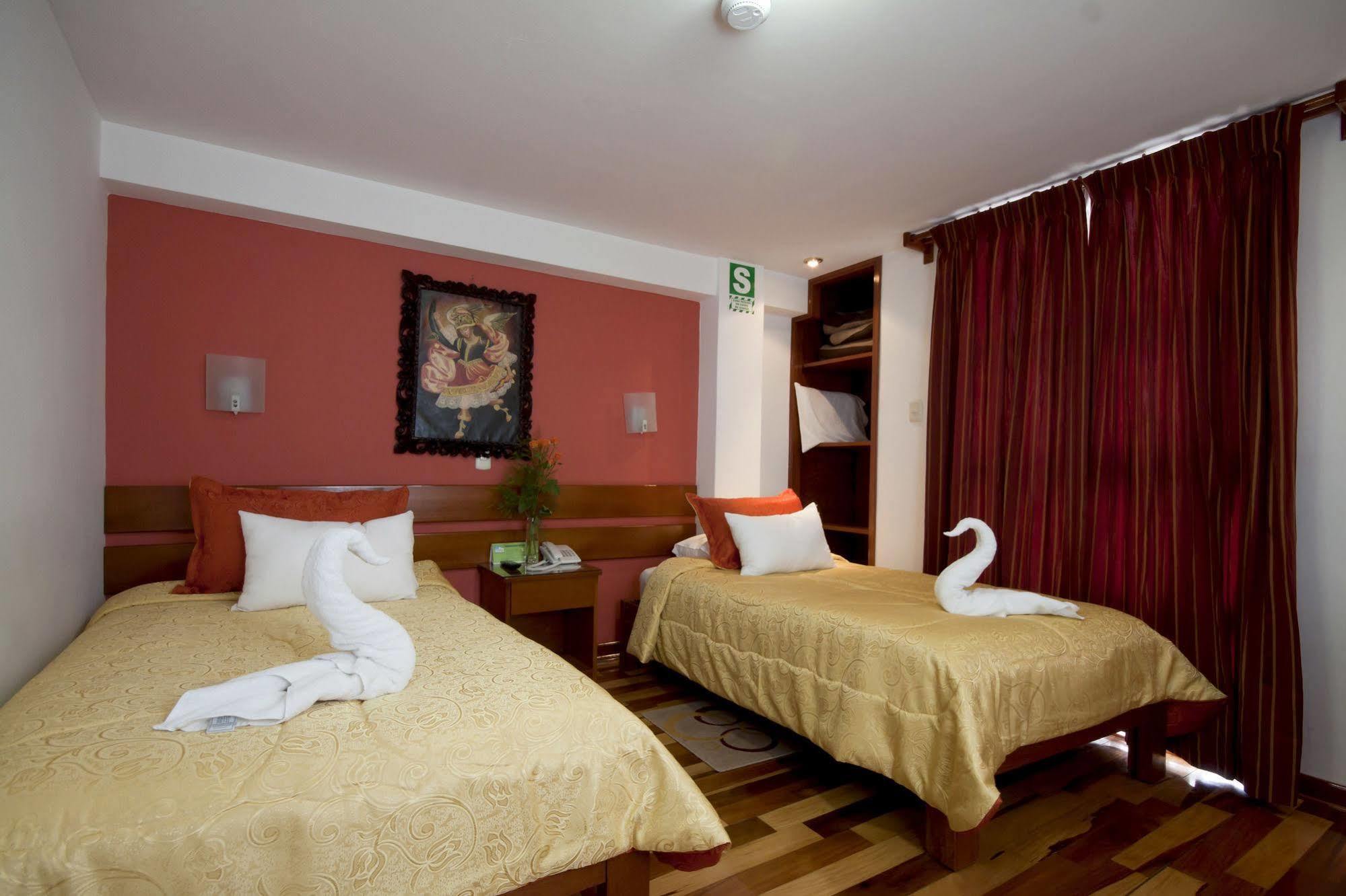 Kenamari Hotel Куско Екстериор снимка